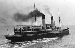 Departing-from-Hastings-Pier.-SS-Alexandra.-1895-1904.